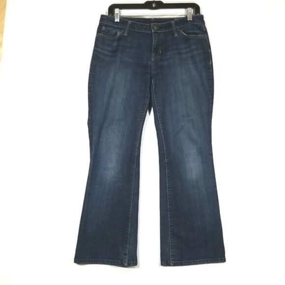 Gap Jeans Womens Size 8A Limited Edition Stretch Bootcut Average Blue Denim - Picture 1 of 9